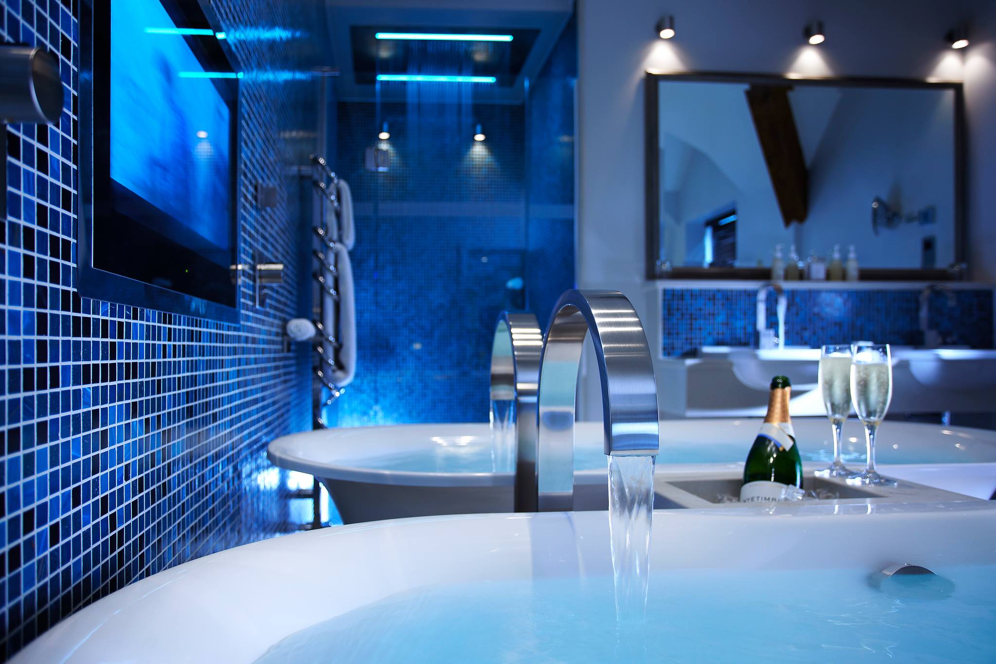 Five star Hotel Bathroom Lighting, Surrey